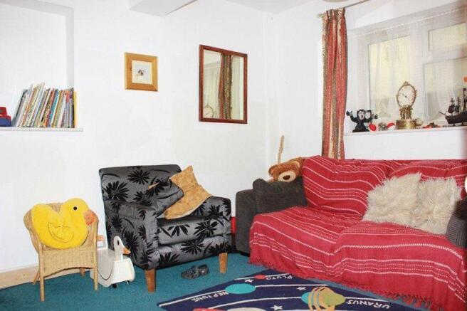Snug/Playroom