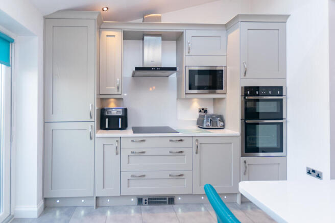 Kitchen 5