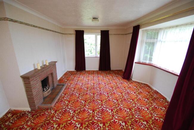 SITTING ROOM