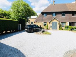 261, The Ridgeway, Enfield EN2 8AL
