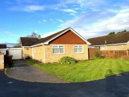 100, Eastwood, Chatteris PE16 6RX