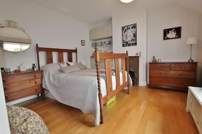 Photo 18