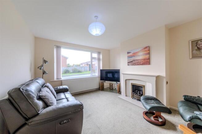 2 Limewood Crescent-008.jpg