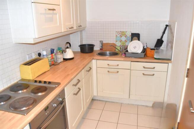 3 bed Penthouse for sale Image 6