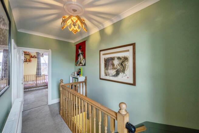 4 bed Semi-Detached for sale Image 7