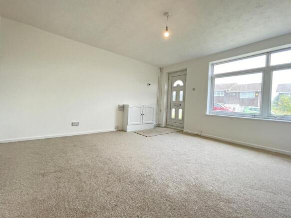 Rigdale Close 105 - Living Room Three.jpg