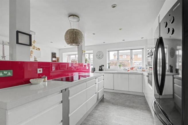 Kitchen Diner_1.jpeg