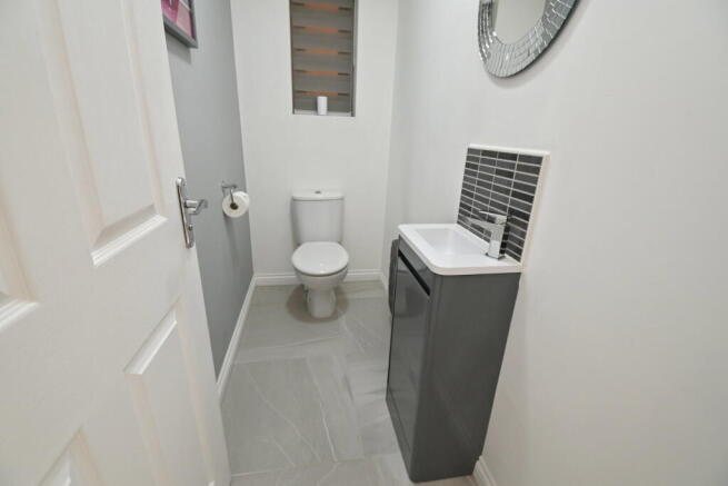 3 bed Detached for sale Image 10