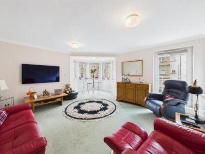 Apartment 310, Knights Court, North William Street, Perth, PH1 5NB