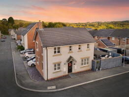 14, Bowcott Avenue, Abergavenny NP7 6PQ