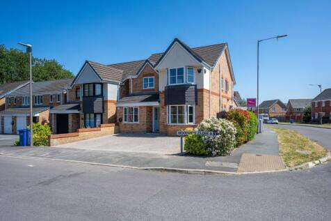 Woodview Close, Winstanley, WN3