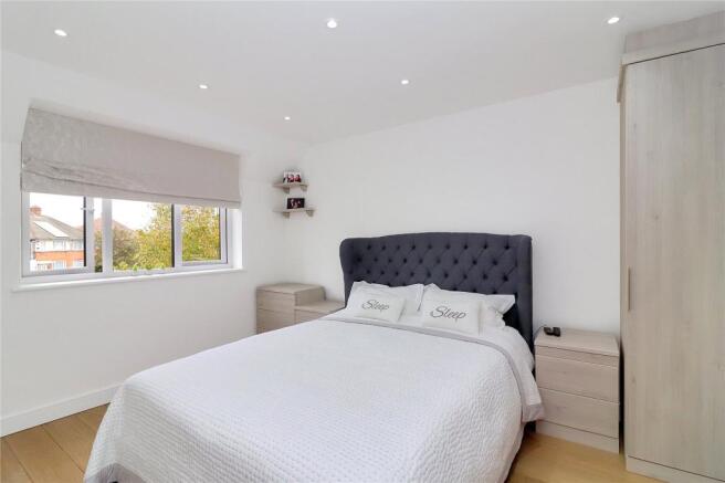 Bedroom 1 - View 1