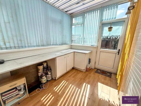 3 bed Terraced for sale Image 8