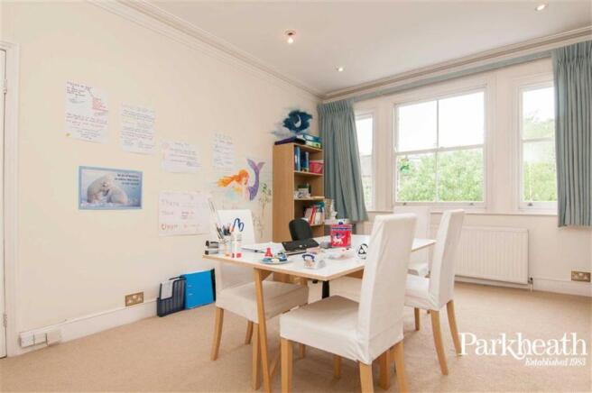 Photo 11