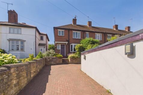 St. Peters Road, Brackley, NN13