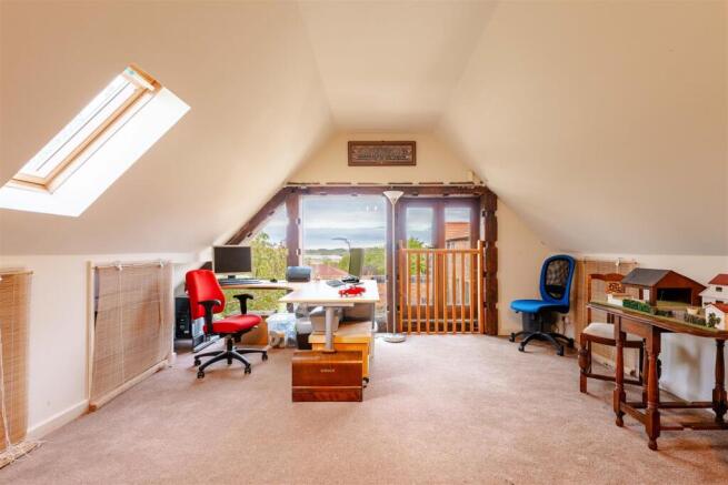 BEDROOM 4 / STUDIO / OFFICE