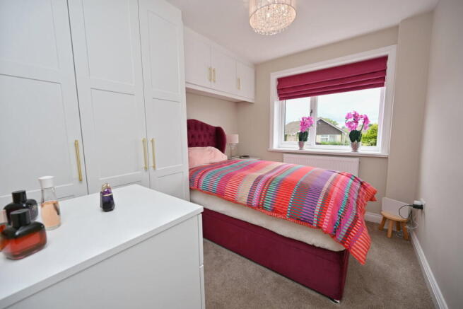 3 bed Detached Bungalow for sale Image 10