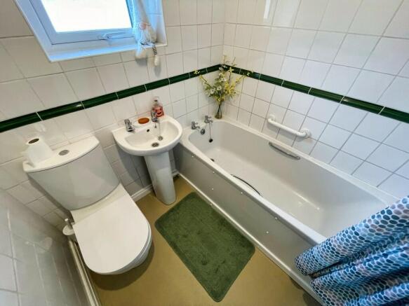 Photo 13