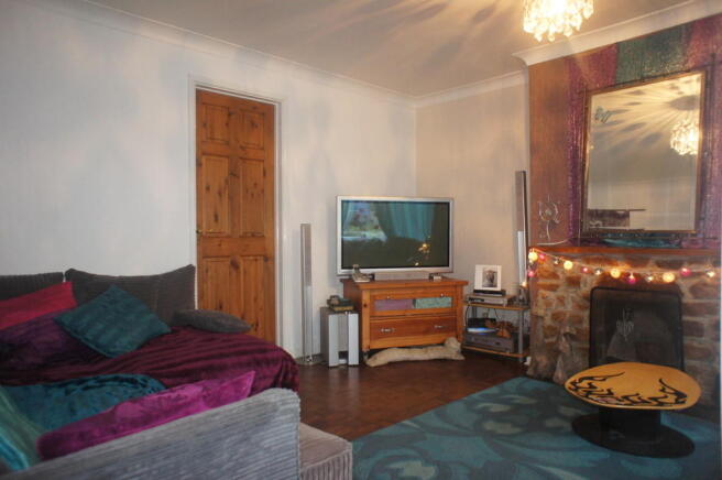 Photo 3