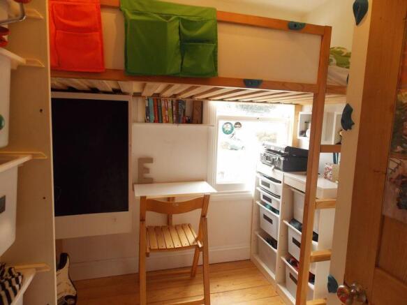 Photo 10