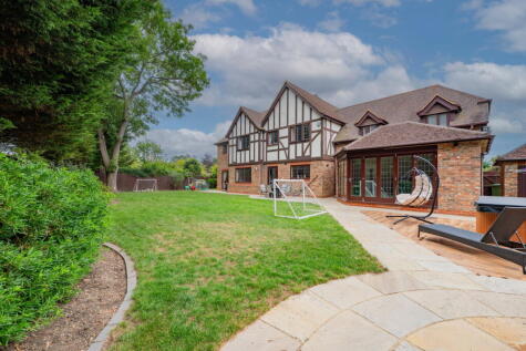 Plaistow Lane, Sundridge, Bromley, BR1