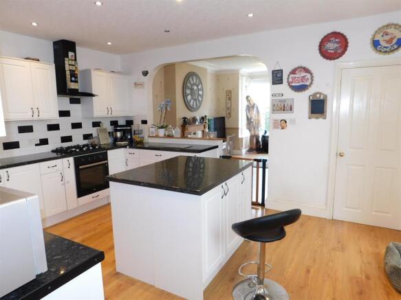 Kitchen 2