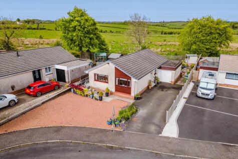 Merrygreen Place, Stewarton, Kilmarnock, KA3