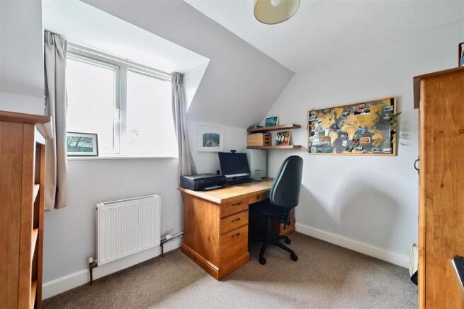 Bedroom/Office