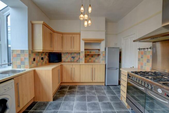 Kitchen - 4.jpg