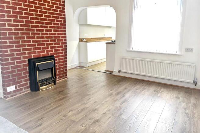 5 Mansfield Road, Sutton-In-Ashfield, Nottinghamshire, NG17 4EL