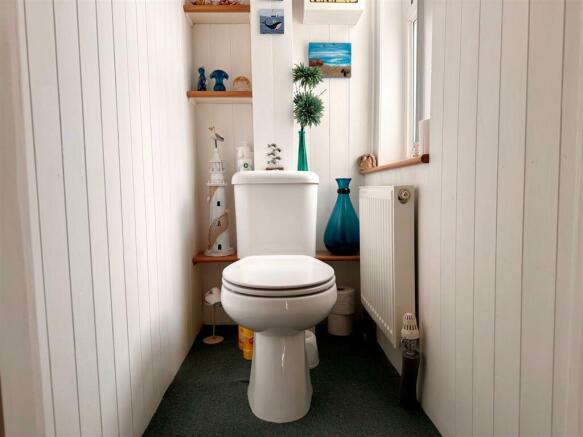Downstairs wc.jpg