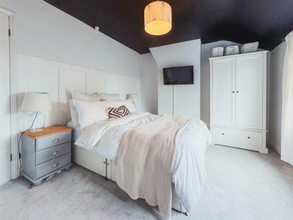 Main bedroom