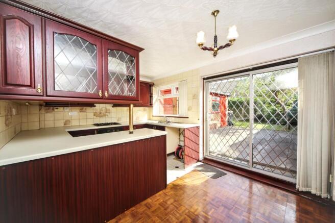 3 bed Semi-Detached for sale Image 8