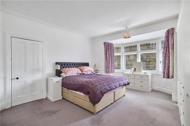 6 bed Semi-Detached for sale Image 11