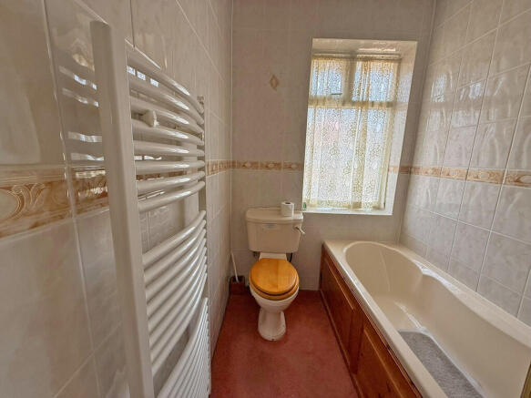 3 bed Detached for sale Image 8