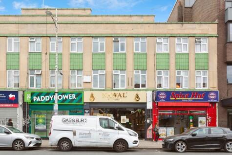 High Street, Barkingside, Ilford, IG6