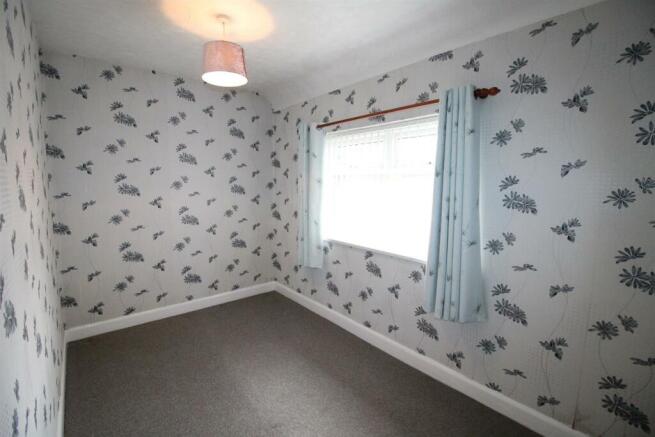 11 Bedale Ave-Bed3.JPG