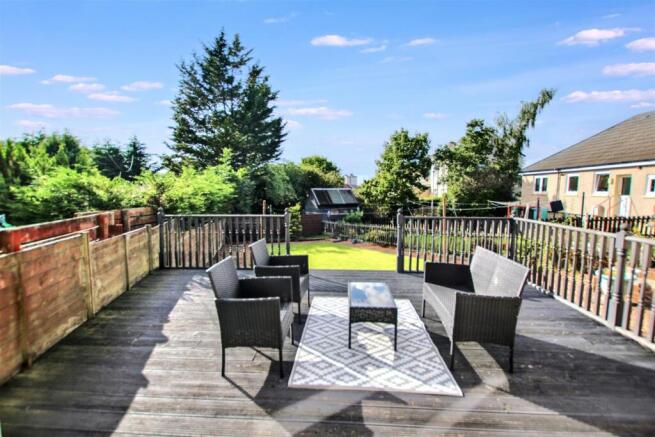 15- Rear Garden.jpg