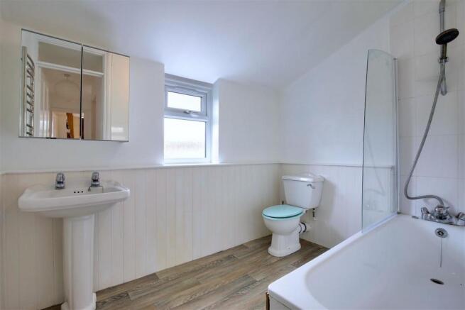 Bathroom.jpg