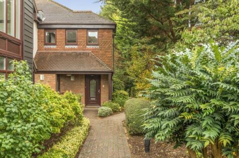 Lavant Road, Bernardsgate, PO19