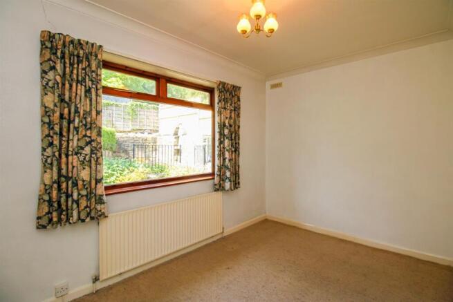 3 bed Bungalow for sale Image 10