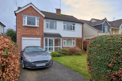 Tanyard Drive, Hale Barns, WA15 0BS