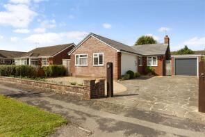 14, Maple Crescent, Clanfield, Waterlooville PO8 0LP