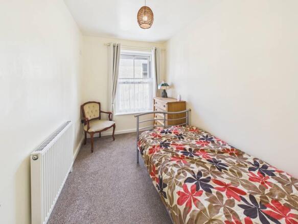 3 bed Terraced for sale Image 8