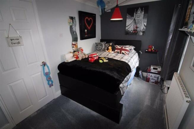 BEDROOM 2