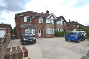 185, Church Road, Reading RG6 1HW