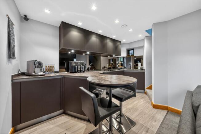 1 bed Semi-Detached for sale Image 5
