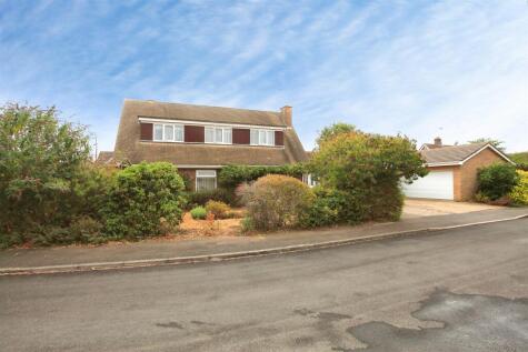 Lewes Gardens, Peterborough