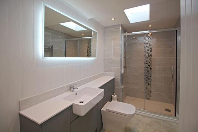 En Suite Showe...