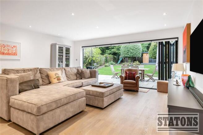 Moffats Lane, Brookmans Park, Hatfield, Hertfordshire, AL9 photo 4